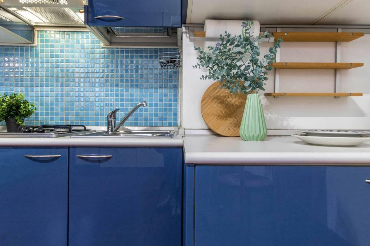 Altido Colorful Studio For 2 Close To Sforzesco Castle Milan Bagian luar foto
